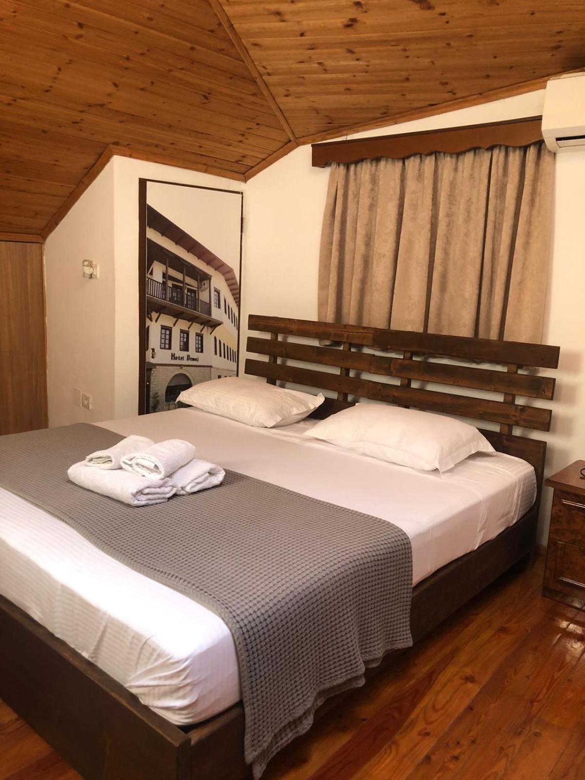 Hotel Demaj Берат Экстерьер фото