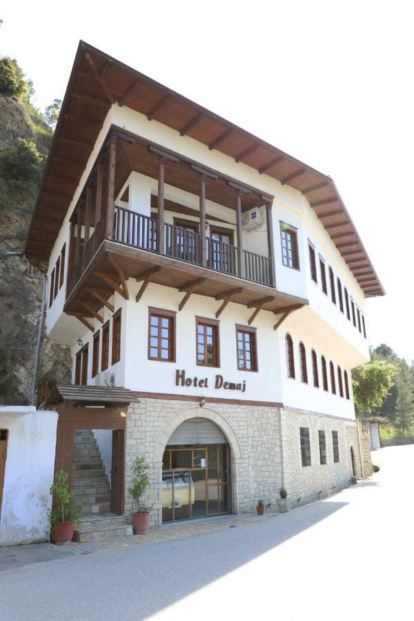 Hotel Demaj Берат Экстерьер фото